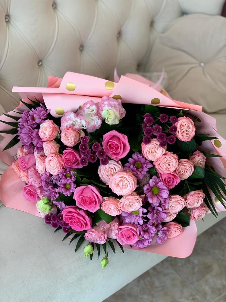 Букет цветов из: Хризантемы, Розы и Лизиантусы в Макушино