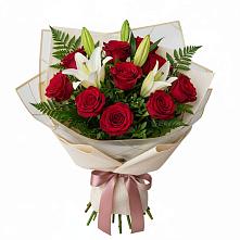 Букет цветов из:  Лилии и Розы в Макушино