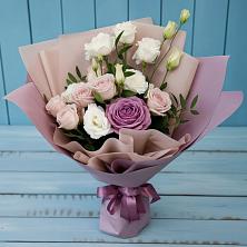 Букет цветов из:  Розы и Лизиантусы в Макушино