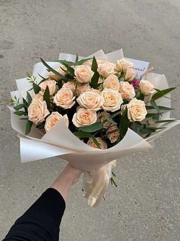 Букет Кремовые розы Латте в Макушино