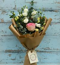 Букет цветов из:  Розы и Лизиантусы в Макушино